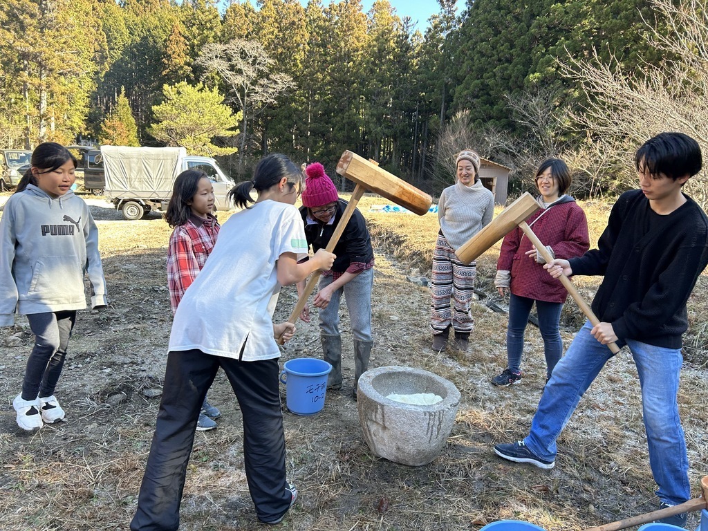 下山体験教室　餅つき