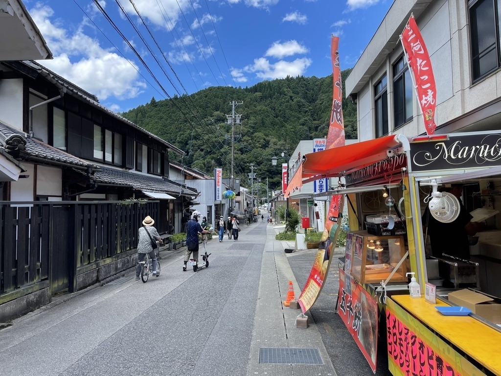 超小型EVに乗って旭マルシェと自然を満喫