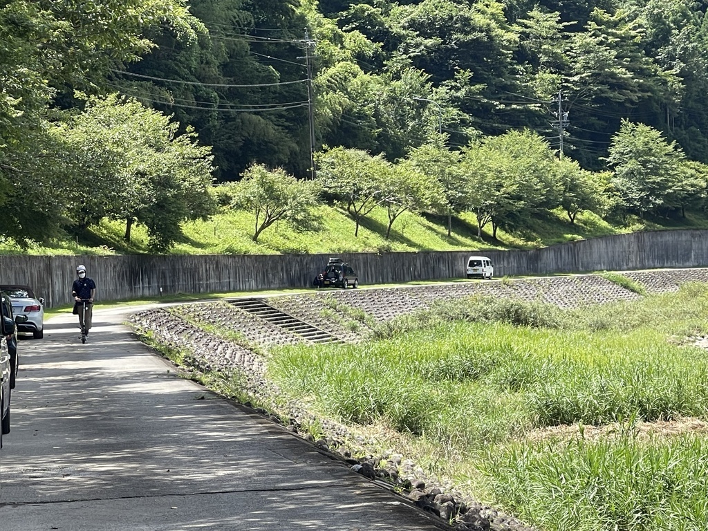 超小型EVに乗って旭マルシェと自然を満喫