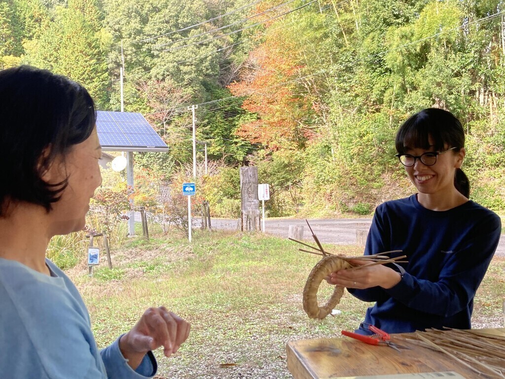 機械製造ではない手仕事の魅力！　わらでみごぼうきづくり体験交流会